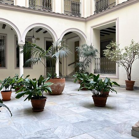 Estudio Suite San Vicente - Aloha Sevilla Zewnętrze zdjęcie